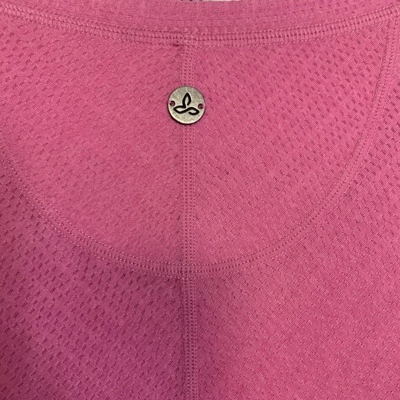 Prana Helani Top T-Shirt . Size Small. Pink color. - Picture 4 of 7